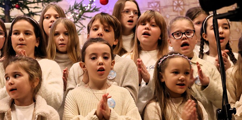 Schola Śpiewajmy Mu zaprasza w swoje szeregi - 87304