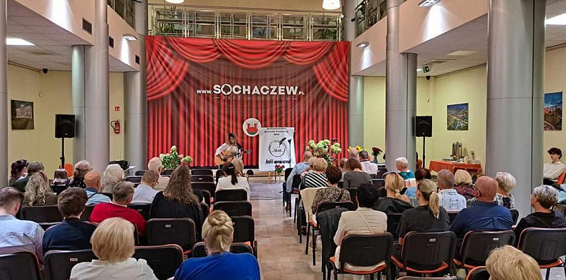 Zaduszkowy turniej jednego wiersza z nagrodami pieniężnymi - 87635