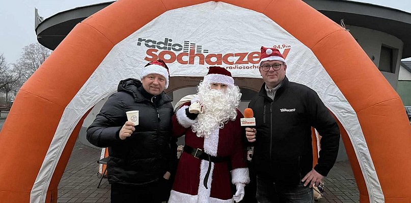 Święty Mikołaj Radia Sochaczew rozdawał prezenty w centrum miasta - 90027