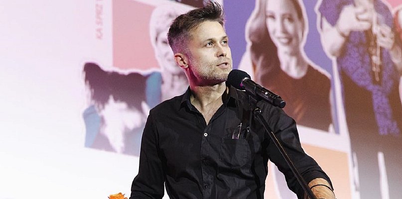 Maciej Zakościelny z koncertem dla pań w Kampinosie