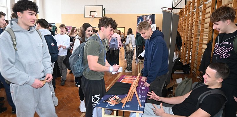 Targi akademickie w Sochaczewie: by młodzi wybierali świadomie