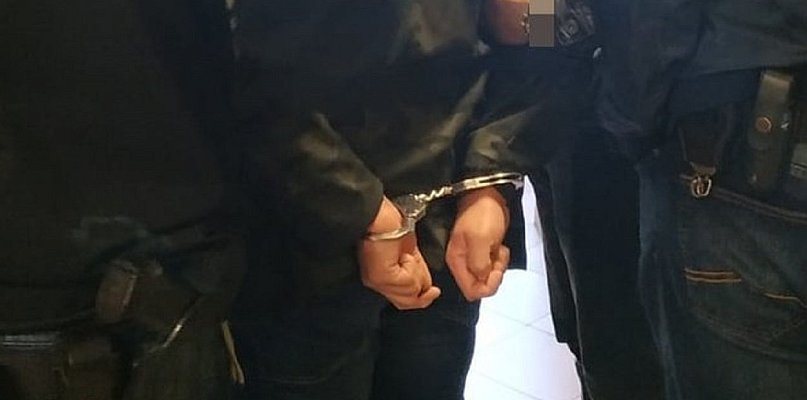 Wybijał szyby i kradł. Szaleńcze wyczyny 33-latka w Sochaczewie