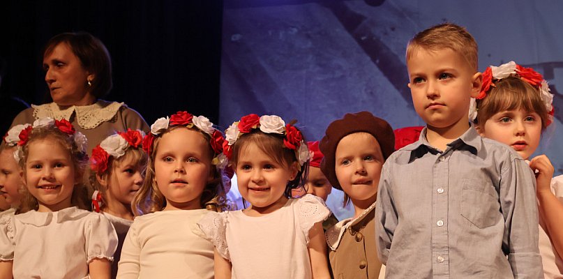 Nie mówię szeptem, gdy mówię skąd jestem, tym razem o bohaterach czerwca 76