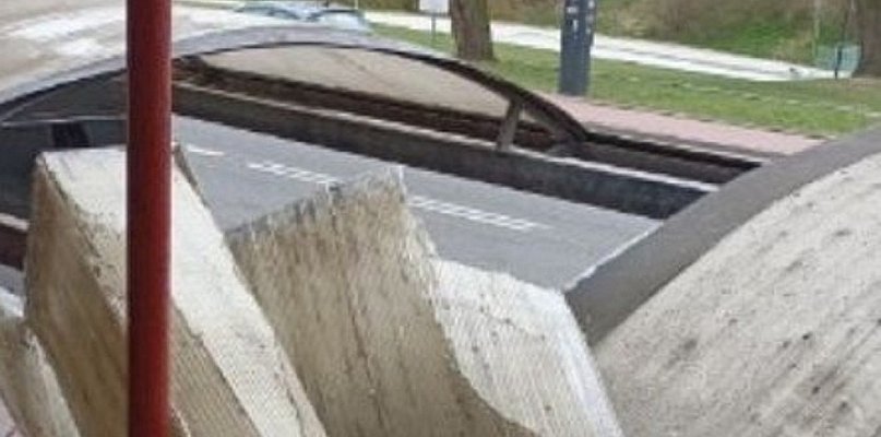 Wszedł na wiatę przy Traugutta, zerwał dach, wróci do Ukrainy