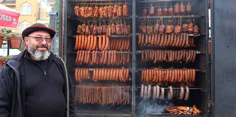Na Placu Kościuszki pojawiły się stoiska, ruszył Festiwal Smaku i Tradycji