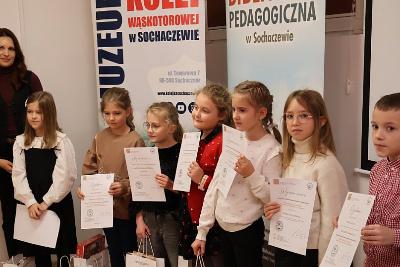  Patriotyzm, książka, kolej: za nami konkurs &quot;Między wersami, a peronami..&quot;