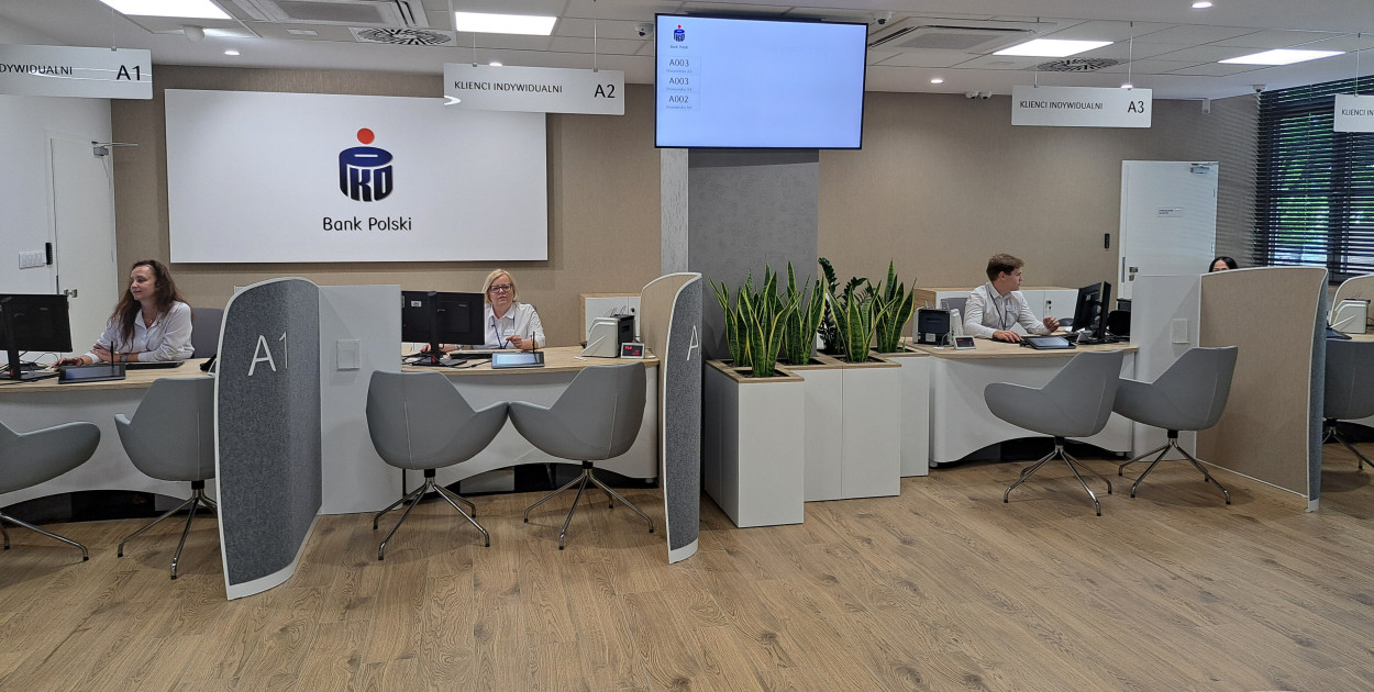 Sochaczewski oddział PKO Banku Polskiego po nowemu