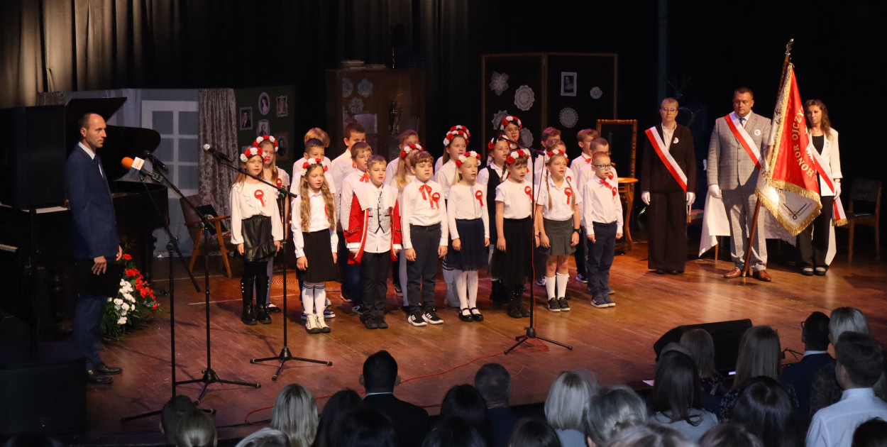 Jubileusz 100-lecia Szkoły Podstawowej nr 7 im. Fryderyka Chopina w Sochaczewie