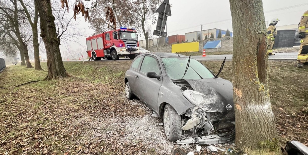 zdarzenie drogowe w Sarnowie/ fot. KP PSP Sochaczew
