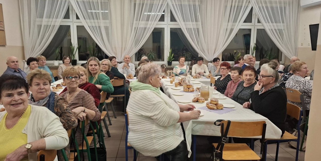 Wójt gminy Rybno zaprasza: będą pączki i muzyka na żywo