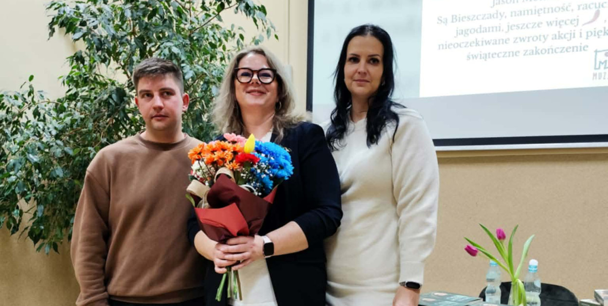 Pisarka Katarzyna Fiołek z wizytą w Nowej Suchej