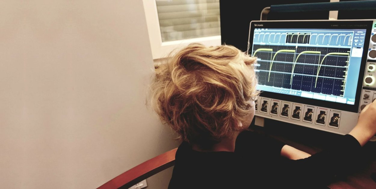 Nowoczesna aparatura do pomiaru sygnałów niskoprądowych