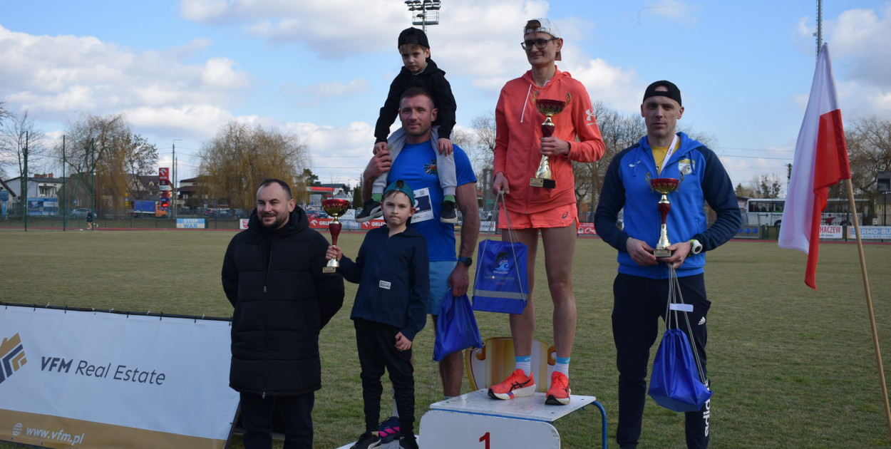 XIV Bieg Tropem Wilczym w Sochaczewie. O historii przez sport