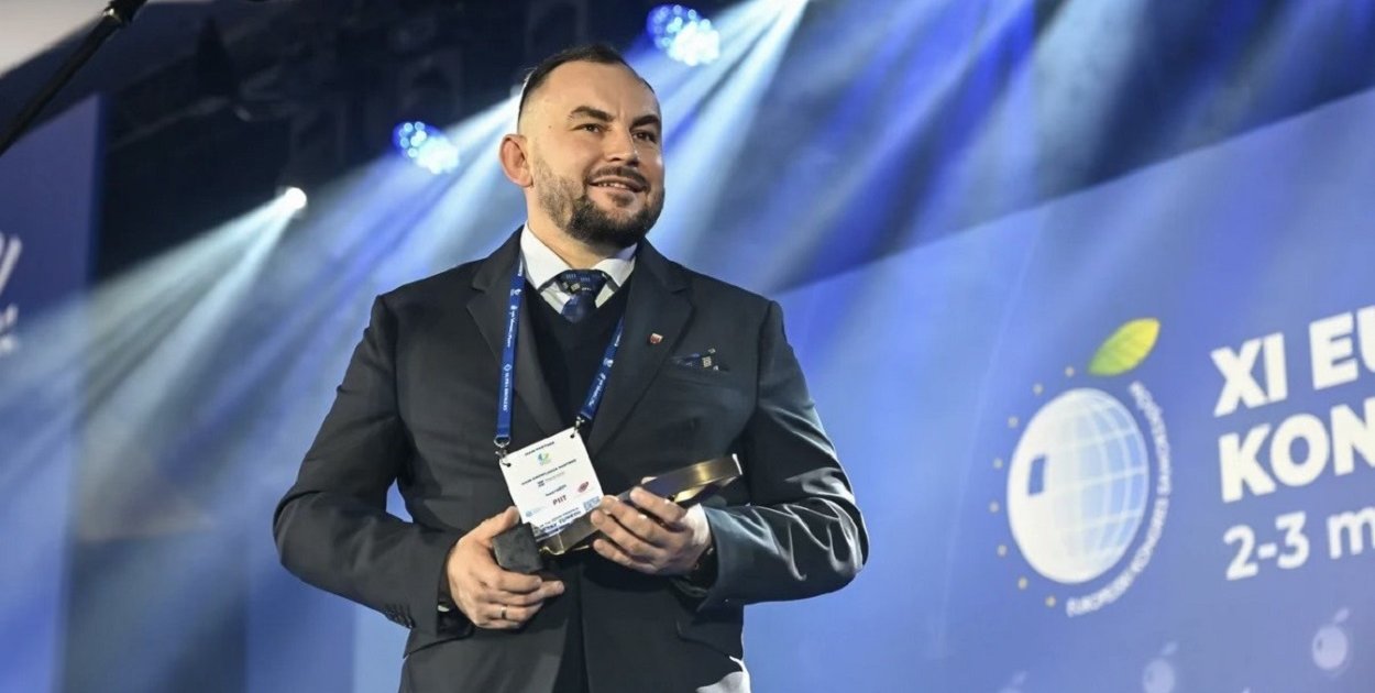 Burmistrz Daniel Janiak Liderem Samorządu