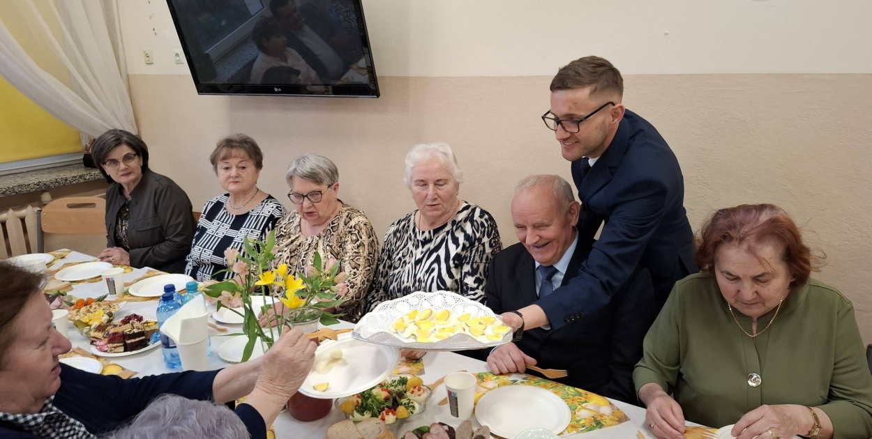 W Rybnie odbyło się spotkanie wielkanocne dla seniorów