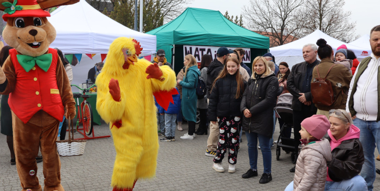 Kiermasz Wielkanocny w Błoniu 2026: rękodzieło, smakołyki i zajączek