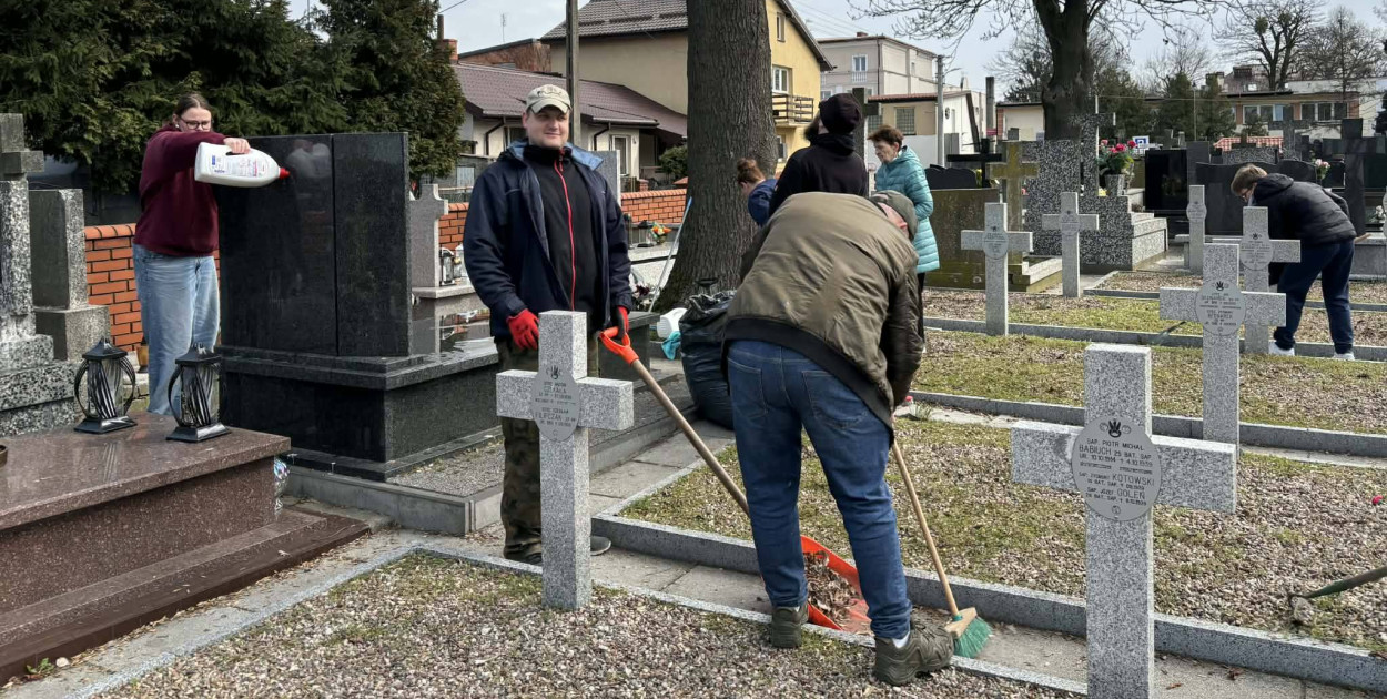 Z grobów rodzin na bohaterów, Wojewoda: tak się nie robi