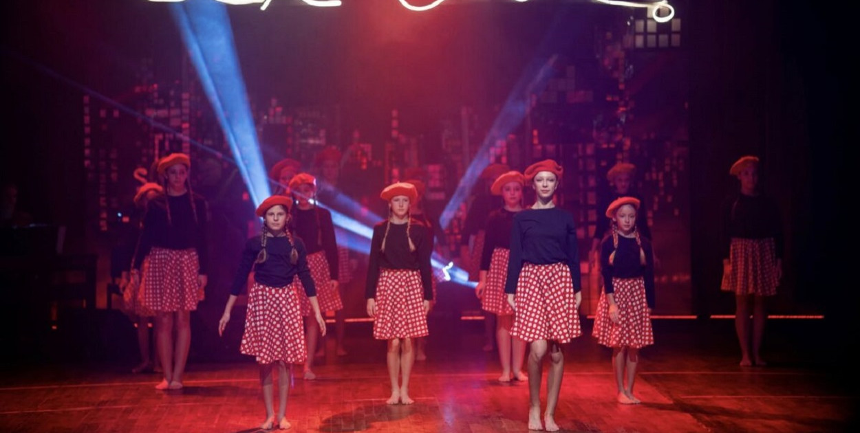 Muzyczna podróż pod dachy Paryża z SCK