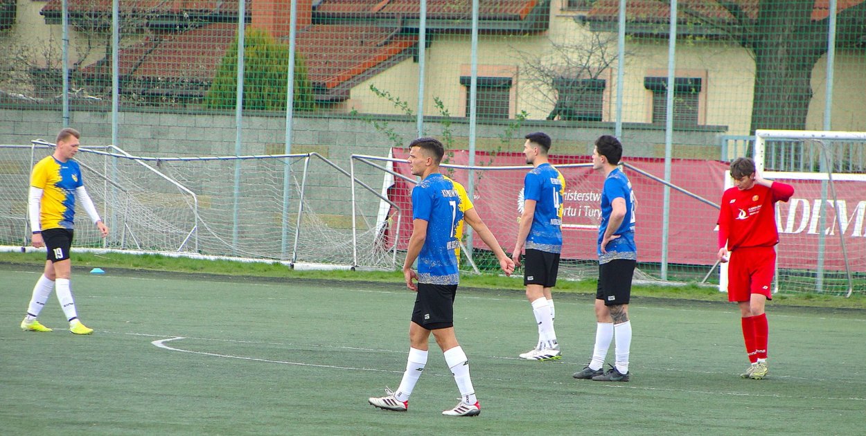 Promyk bez punktów i bez trenera. Na kłopoty Marcin Jaworski